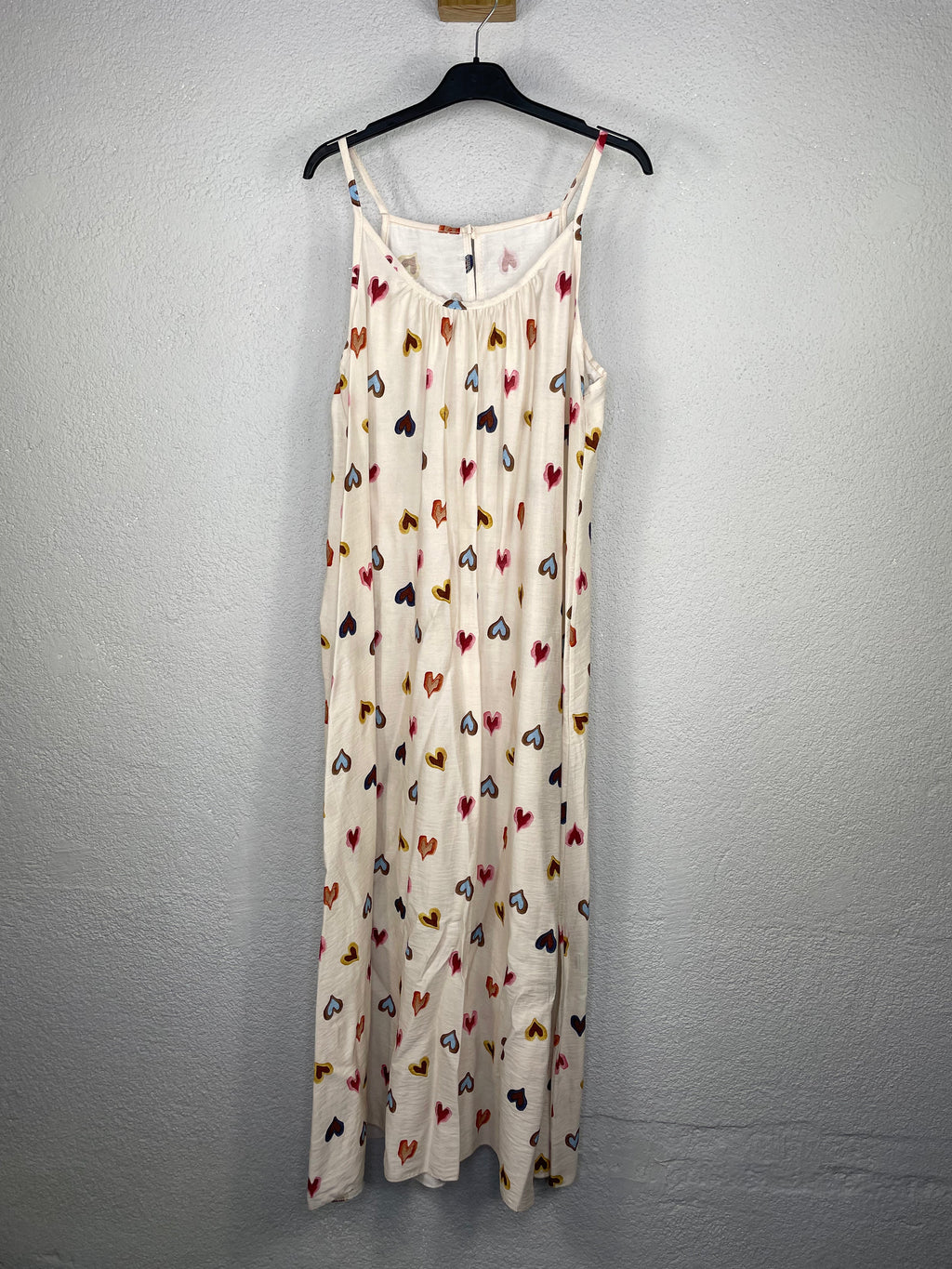 Vestido Corazones beige