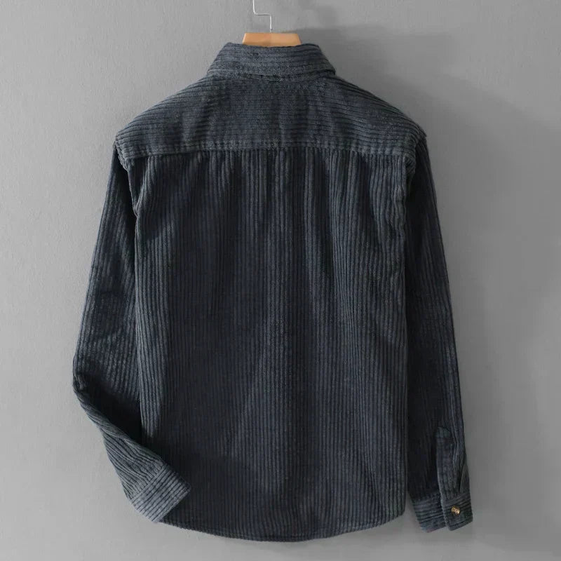 Camisa elegante de corte amplio
