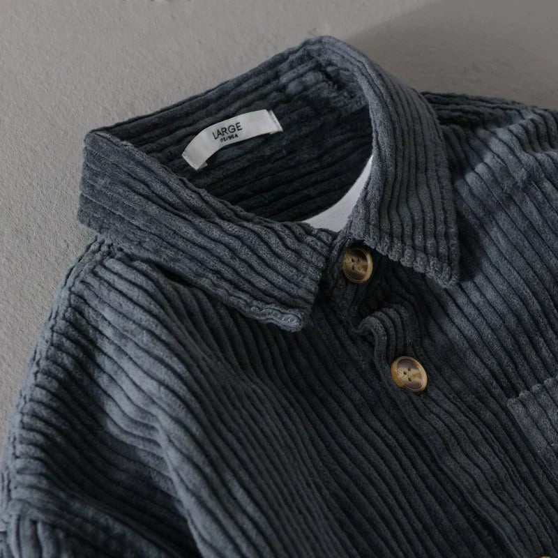 Camisa elegante de corte amplio