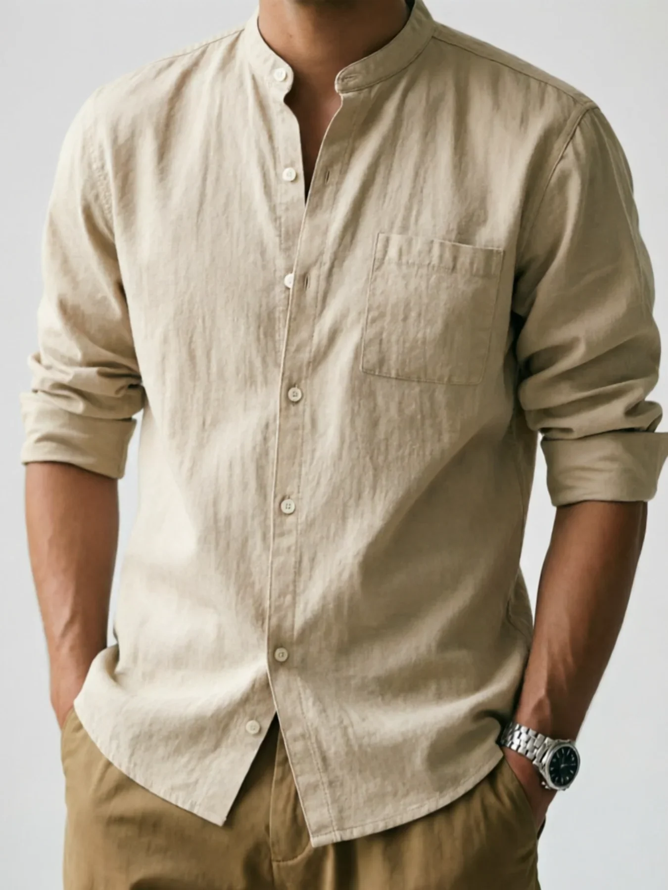 Elegante camisa de verano de lino